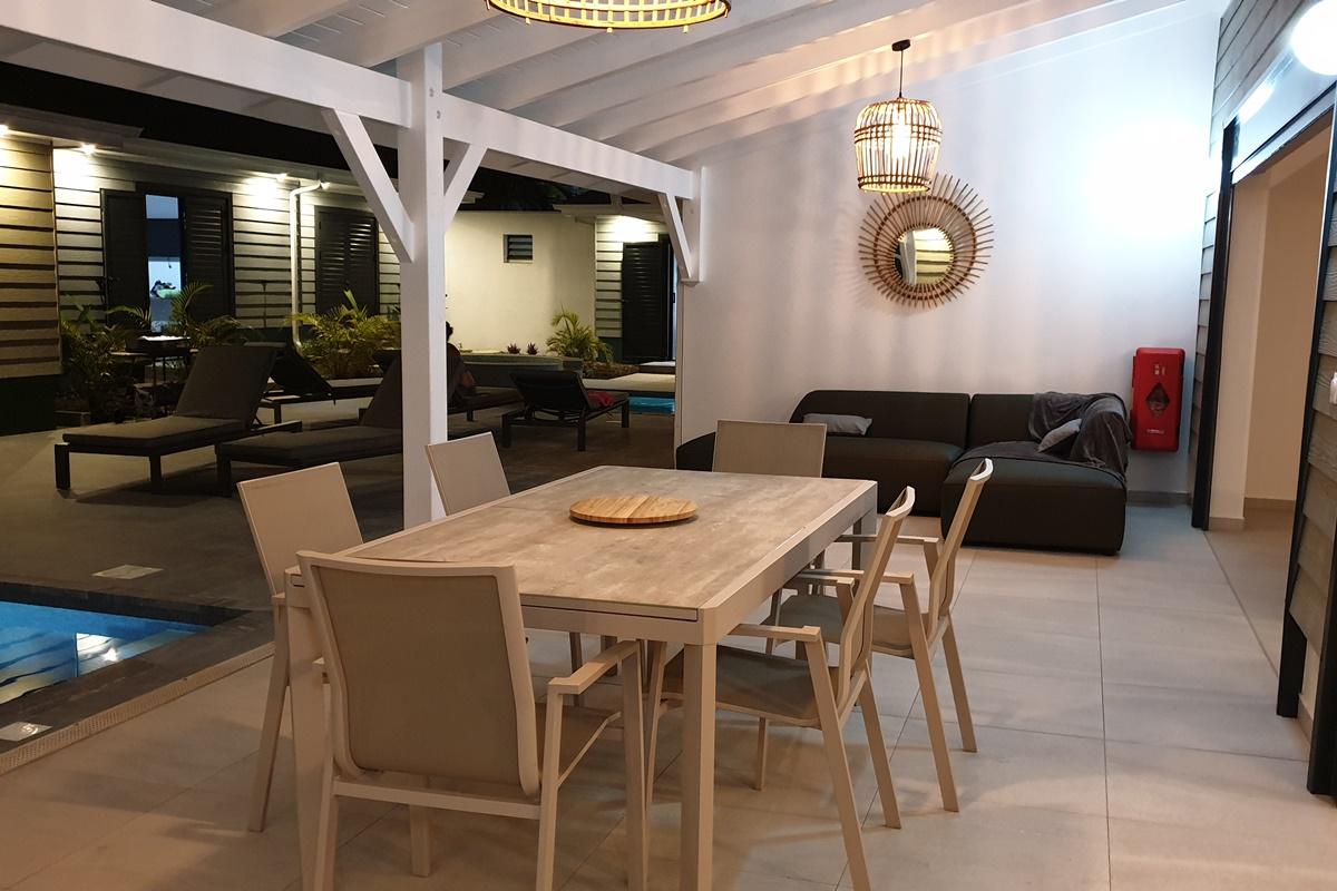 Majesty Palm Hotel Saint-Francois  Dış mekan fotoğraf