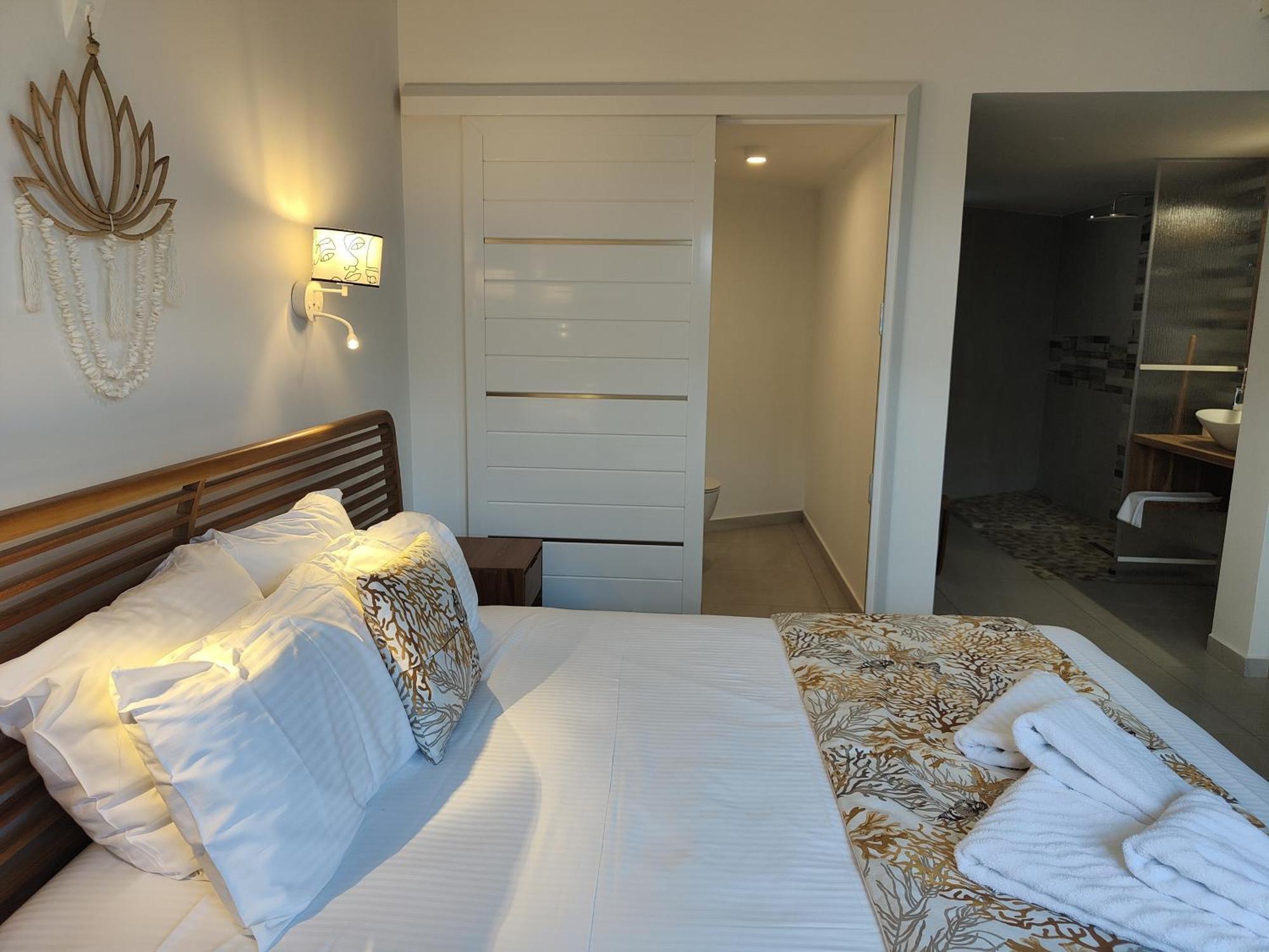 Majesty Palm Hotel Saint-Francois  Dış mekan fotoğraf